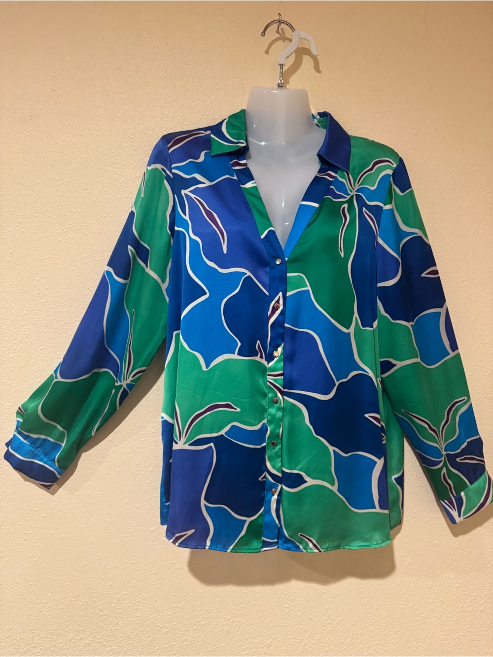 ZARA Blue, Green & White Women's soft and silky long sleeve Blouse, Medium